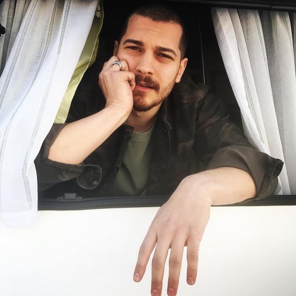 Çağatay Ulusoy Sık Sık İmaj Değiştiriyor galerisi resim 19