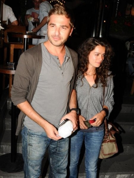 Ayrılıklarıyla Gündeme Damga Vuran Ünlü Çiftler galerisi resim 15