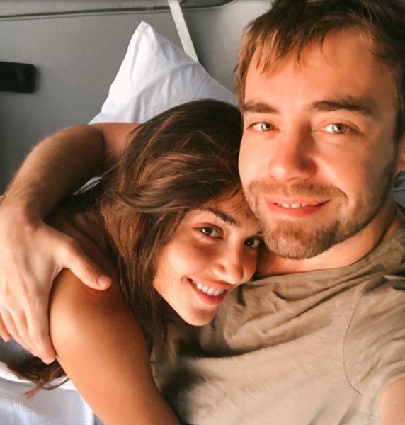 Ayrılıklarıyla Gündeme Damga Vuran Ünlü Çiftler galerisi resim 7