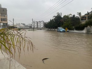 Yağmur yağdı Gönyel'yi su bastı!