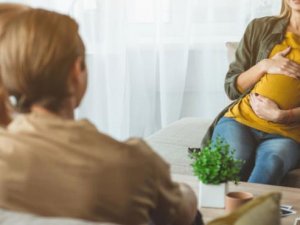 Herkesin Bebeğini Doğruyor!