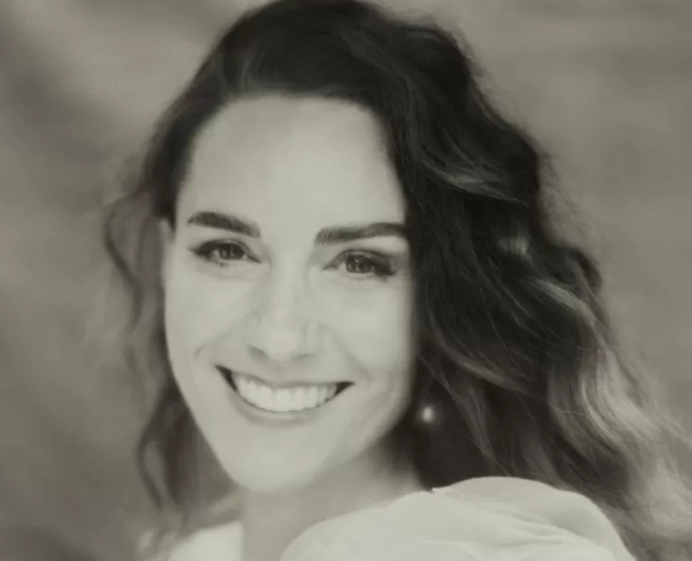 Cambridge Düşesi'nden doğum gününe özel fotoğraflar galerisi resim 2