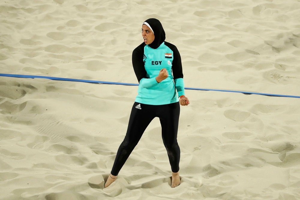 Olimpiyatlara kıyafetleri ile damga vurdular galerisi resim 4