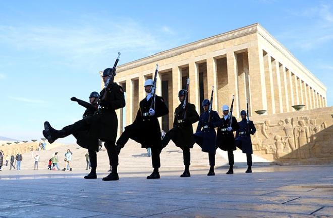 Anıtkabir'in Sessiz Koruyucuları! Kılları Bile Kıpırdamadan Bekliyo galerisi resim 4