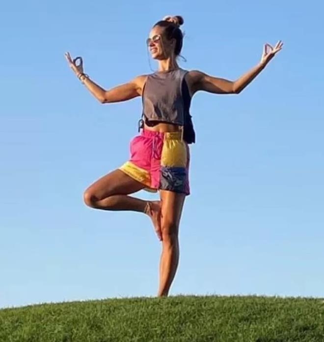 Rezalet Balo Gecesinde Patladı! Öğretmeniyle Otel Odasında İlişkiye Gire galerisi resim 8