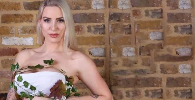 Bikini Bölgesine Yaptırdığı Dövmeyle Olay Olmuştu! Son Paylaşımı Daha Sk galerisi resim 1