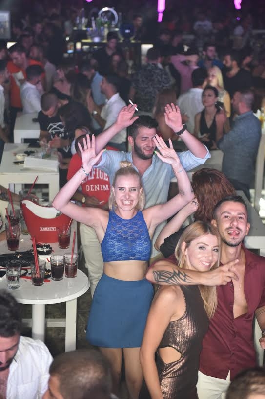 Cage’de sıradışı parti! galerisi resim 12