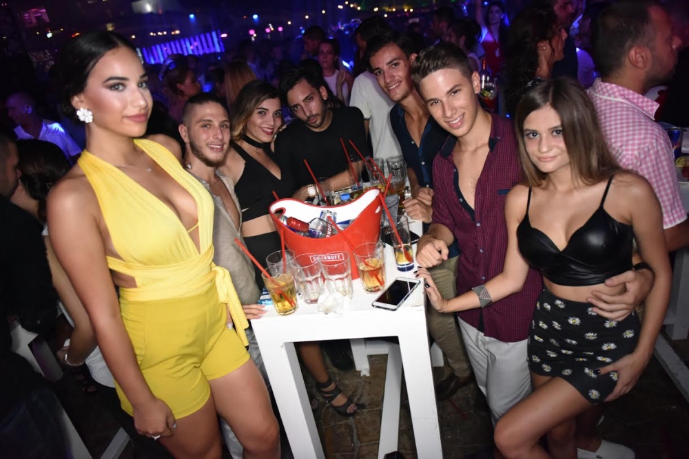 Cage’de sıradışı parti! galerisi resim 25