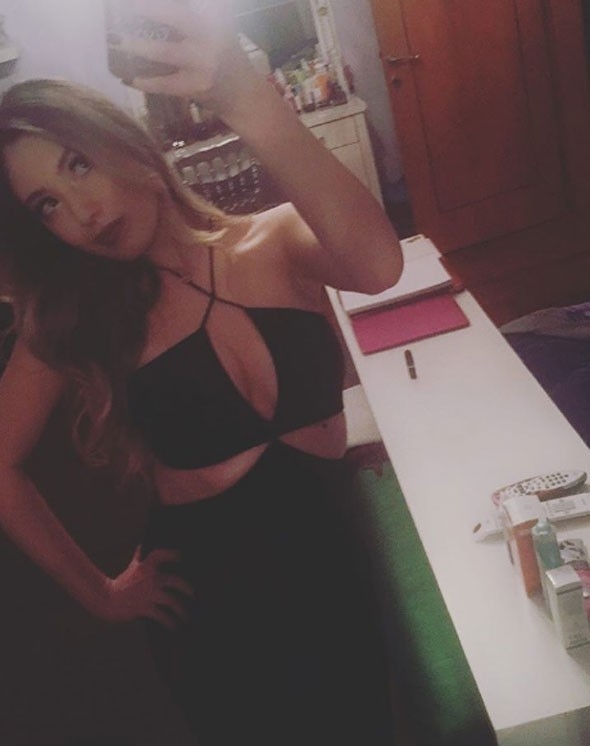 Mehmet Ali Erbil'in kızından olay kareler! galerisi resim 15