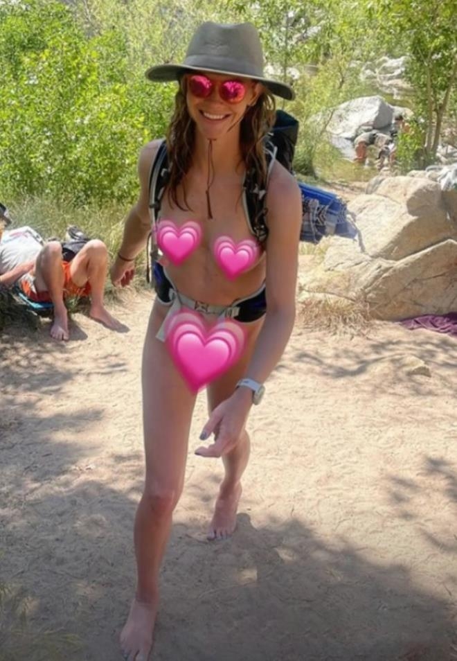 Sevgilisinden ayrılıp kendini dağlara vurdu! Yıldız isim doğada çırılçıp galerisi resim 3