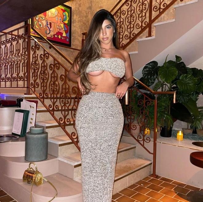 Çırılçıplak fotoğrafını paylaşan televizyon yıldızı, takipçisinin yorumu galerisi resim 9