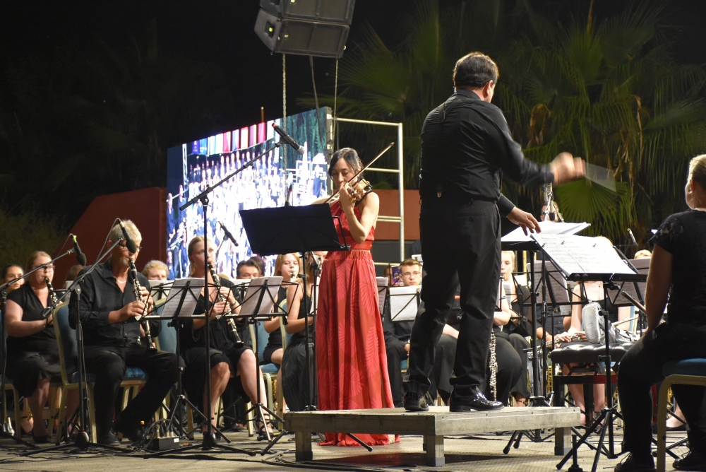 Girne’de müzik şöleni yaşandı galerisi resim 5