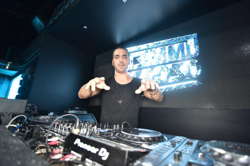 Cage’de Ummet Ozcan rüzgarı! galerisi resim 27