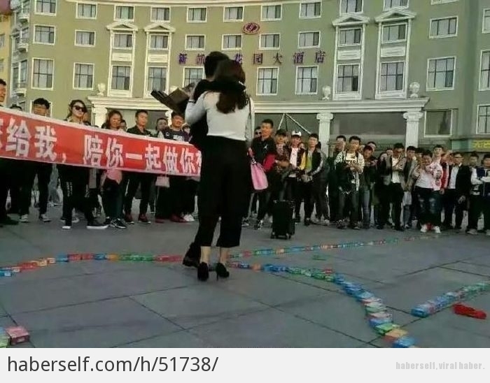 Sevgilisine 999 prezervatifle evlenme teklifi eden genç! galerisi resim 5