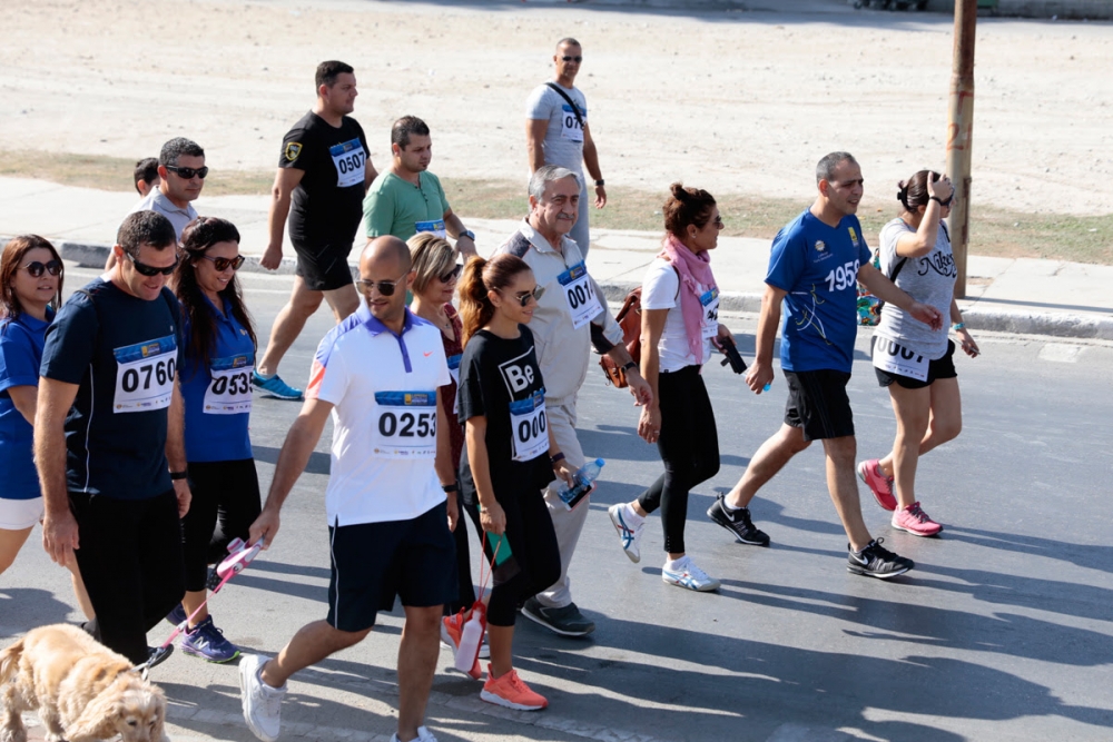İşte Lefkoşa Maratonu'ndan eğlenceli görüntüler! galerisi resim 13