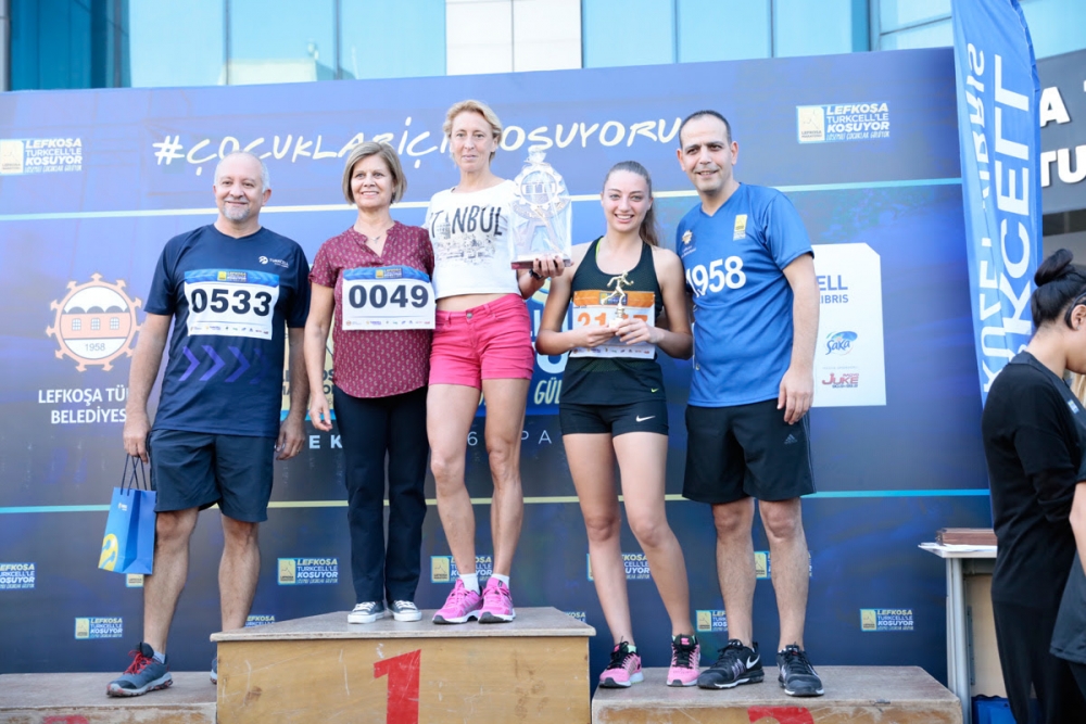 İşte Lefkoşa Maratonu'ndan eğlenceli görüntüler! galerisi resim 21
