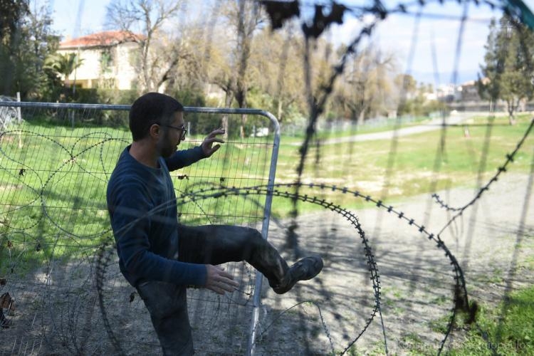Rum gençten duygu yüklü eylem galerisi resim 4