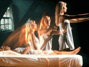 Uyurgezerlerin başlarına gelen tuhaf olaylar...