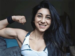 Anoreksiya Hastalığını Yenerek Ünlü Bir Fitness Modeli Olan Kadın