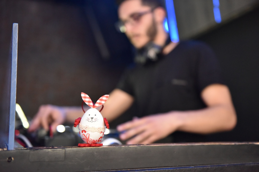 Mad Club, paskalyayı kutladı! galerisi resim 3