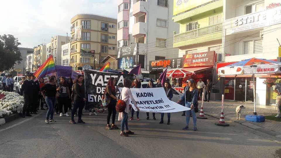 Kadına şiddete dur de! galerisi resim 1