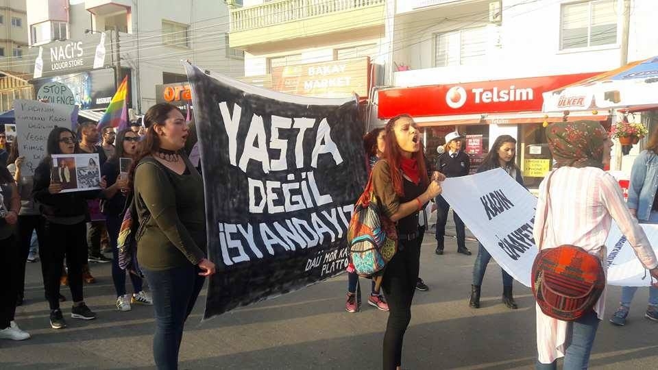 Kadına şiddete dur de! galerisi resim 6