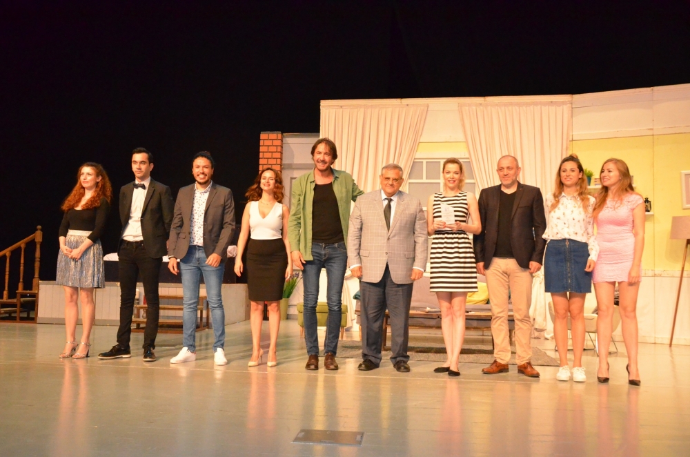 1000’de 1 gece diyalogları kahkahaya boğdu galerisi resim 3