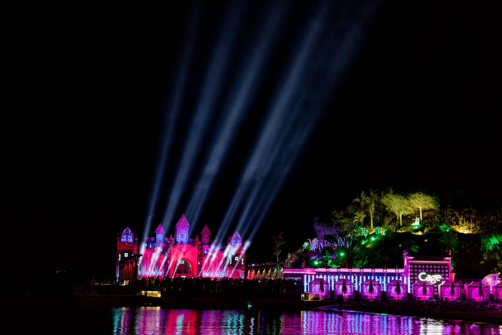 Cage Harikalar Diyarı galerisi resim 2