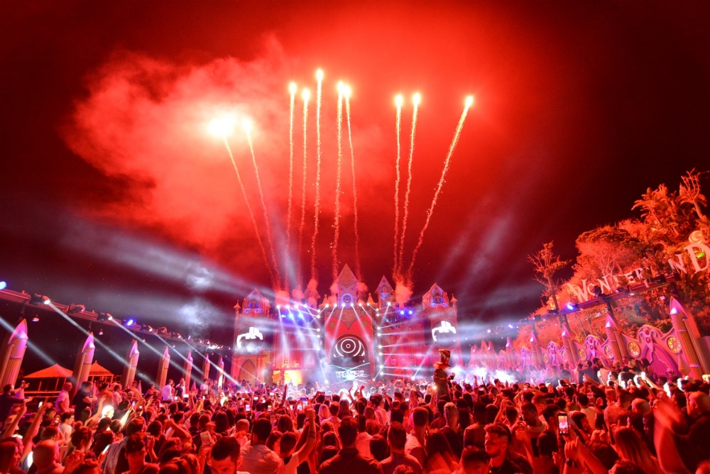 Eğlence ada sınırlarını aştı galerisi resim 10