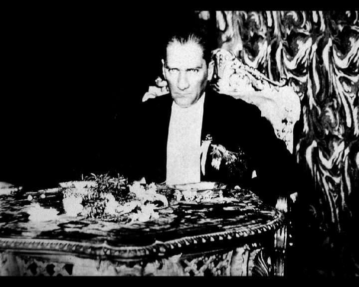 Atatürk'ün bu fotoğraflarını belkide hiç görmediniz... galerisi resim 105