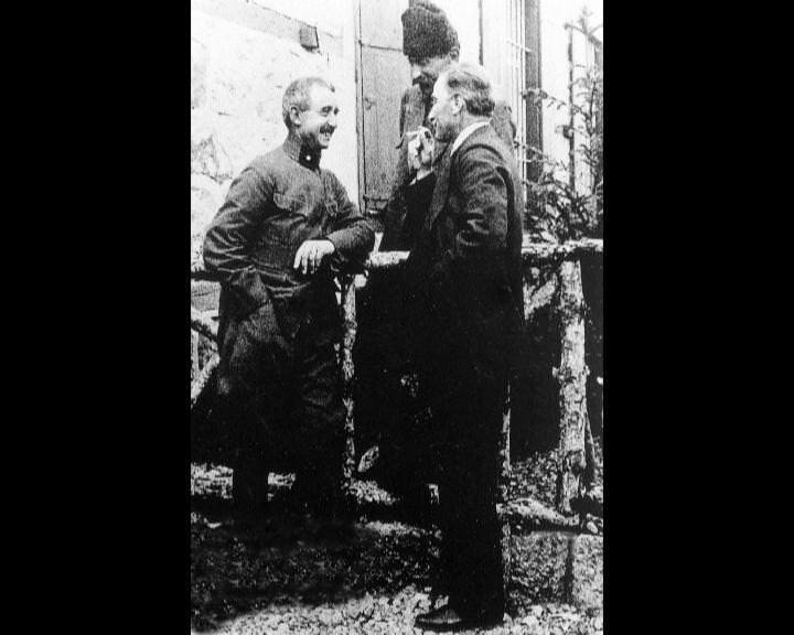 Atatürk'ün bu fotoğraflarını belkide hiç görmediniz... galerisi resim 118
