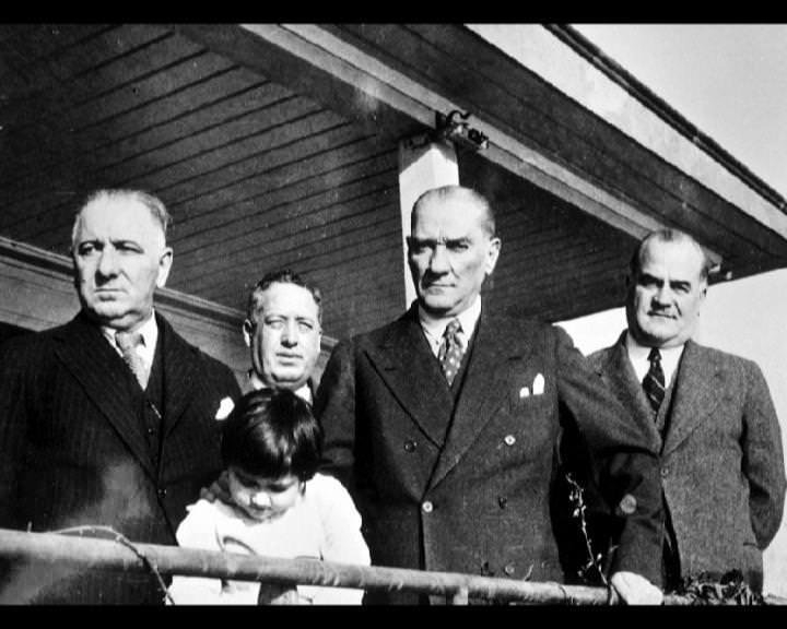 Atatürk'ün bu fotoğraflarını belkide hiç görmediniz... galerisi resim 124