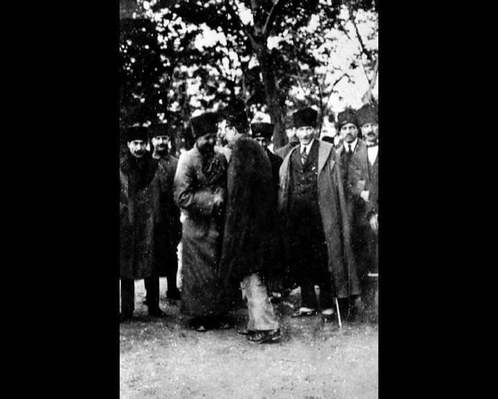 Atatürk'ün bu fotoğraflarını belkide hiç görmediniz... galerisi resim 135