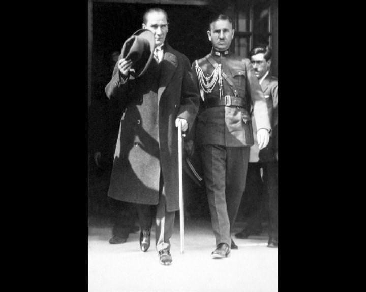 Atatürk'ün bu fotoğraflarını belkide hiç görmediniz... galerisi resim 145