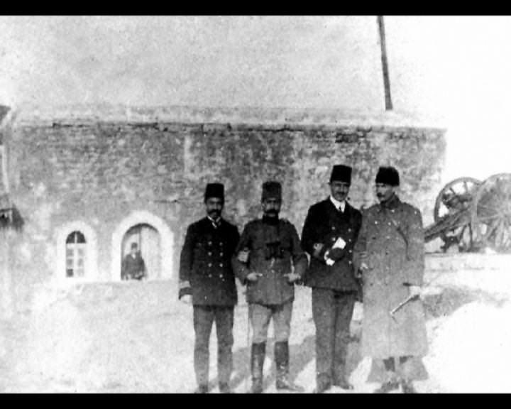 Atatürk'ün bu fotoğraflarını belkide hiç görmediniz... galerisi resim 151