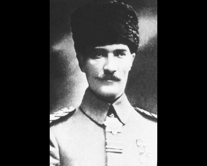 Atatürk'ün bu fotoğraflarını belkide hiç görmediniz... galerisi resim 165