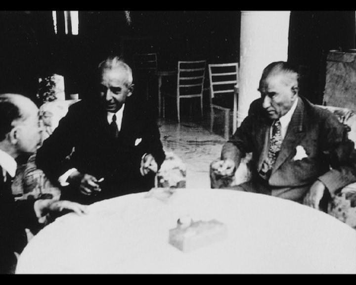 Atatürk'ün bu fotoğraflarını belkide hiç görmediniz... galerisi resim 171