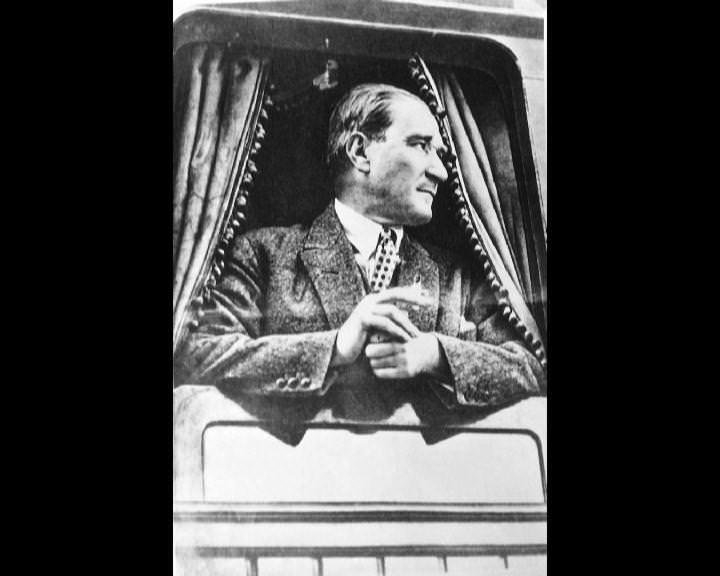 Atatürk'ün bu fotoğraflarını belkide hiç görmediniz... galerisi resim 184