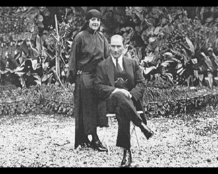 Atatürk'ün bu fotoğraflarını belkide hiç görmediniz... galerisi resim 194