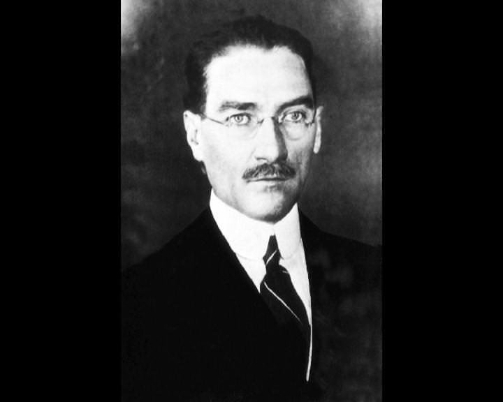 Atatürk'ün bu fotoğraflarını belkide hiç görmediniz... galerisi resim 195