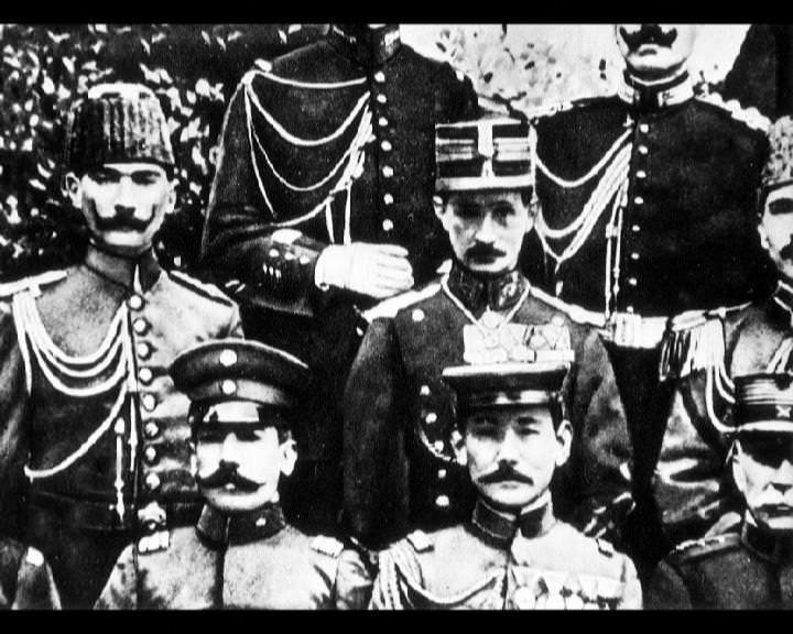 Atatürk'ün bu fotoğraflarını belkide hiç görmediniz... galerisi resim 197