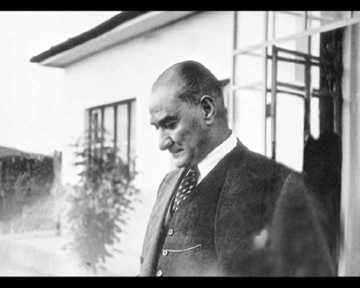Atatürk'ün bu fotoğraflarını belkide hiç görmediniz... galerisi resim 199