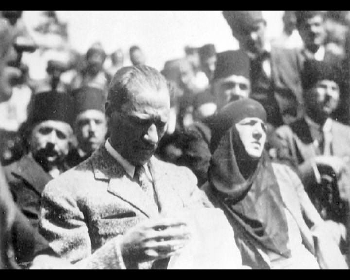 Atatürk'ün bu fotoğraflarını belkide hiç görmediniz... galerisi resim 203