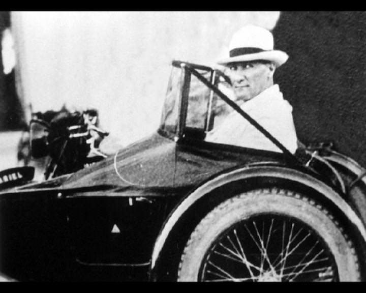 Atatürk'ün bu fotoğraflarını belkide hiç görmediniz... galerisi resim 233