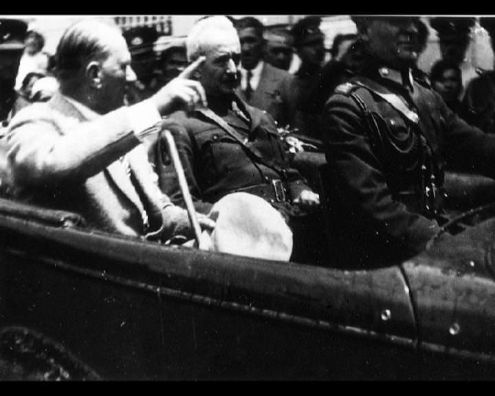 Atatürk'ün bu fotoğraflarını belkide hiç görmediniz... galerisi resim 234