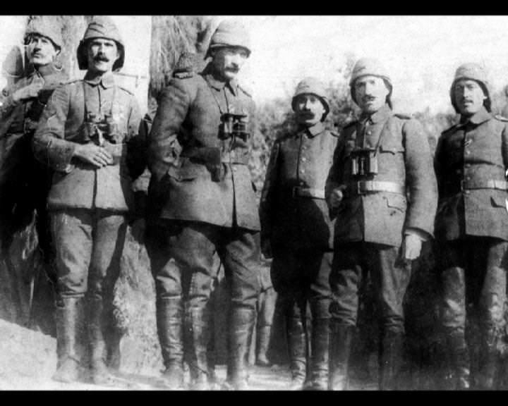 Atatürk'ün bu fotoğraflarını belkide hiç görmediniz... galerisi resim 243