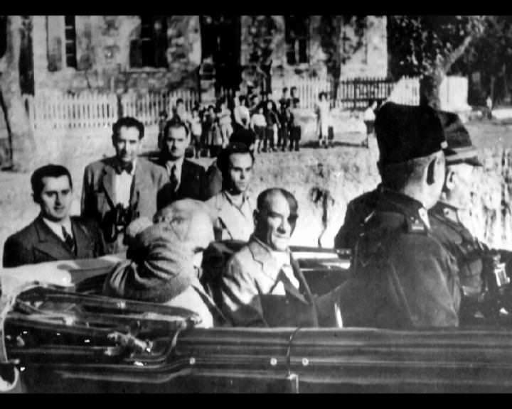 Atatürk'ün bu fotoğraflarını belkide hiç görmediniz... galerisi resim 267