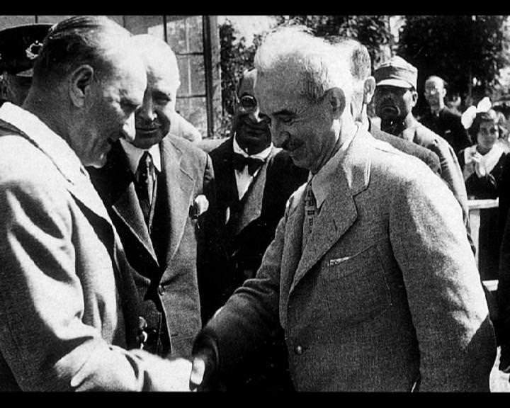 Atatürk'ün bu fotoğraflarını belkide hiç görmediniz... galerisi resim 271