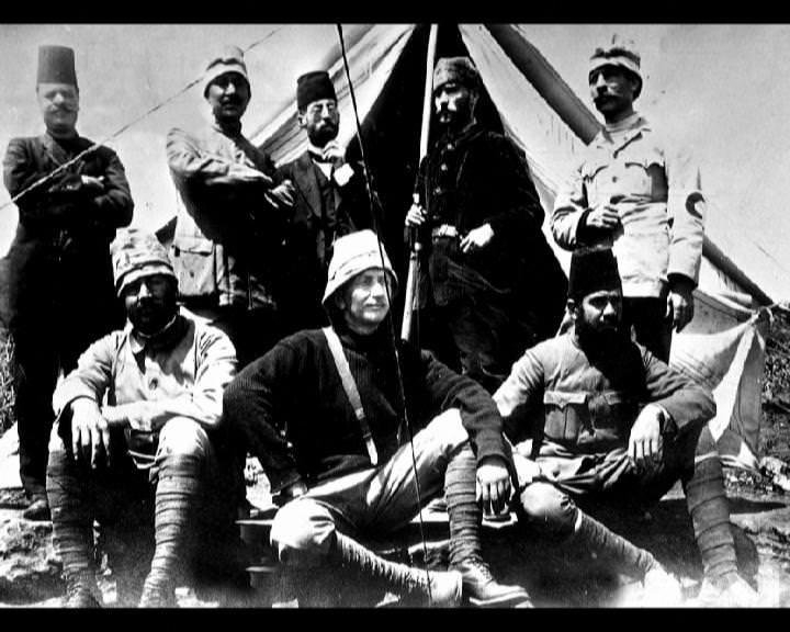 Atatürk'ün bu fotoğraflarını belkide hiç görmediniz... galerisi resim 276