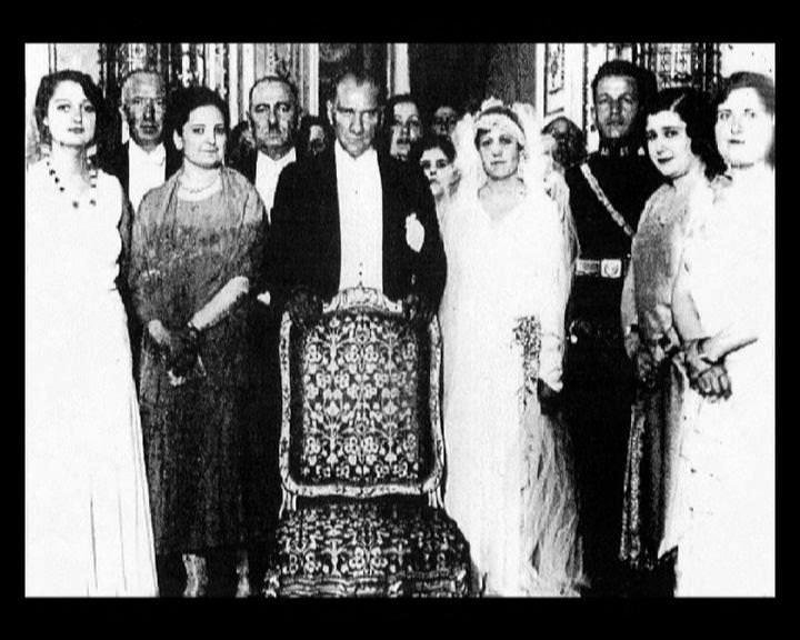 Atatürk'ün bu fotoğraflarını belkide hiç görmediniz... galerisi resim 279